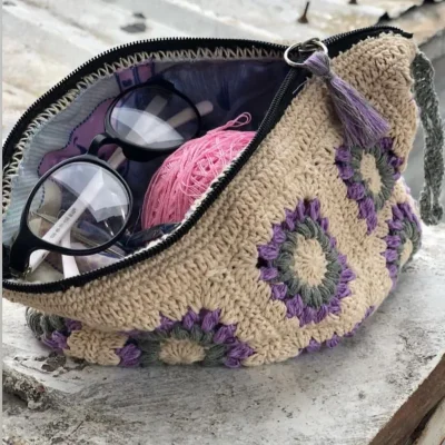 Bolsos para maquillaje y otros