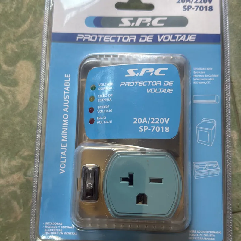 Protector de Voltaje 220 V