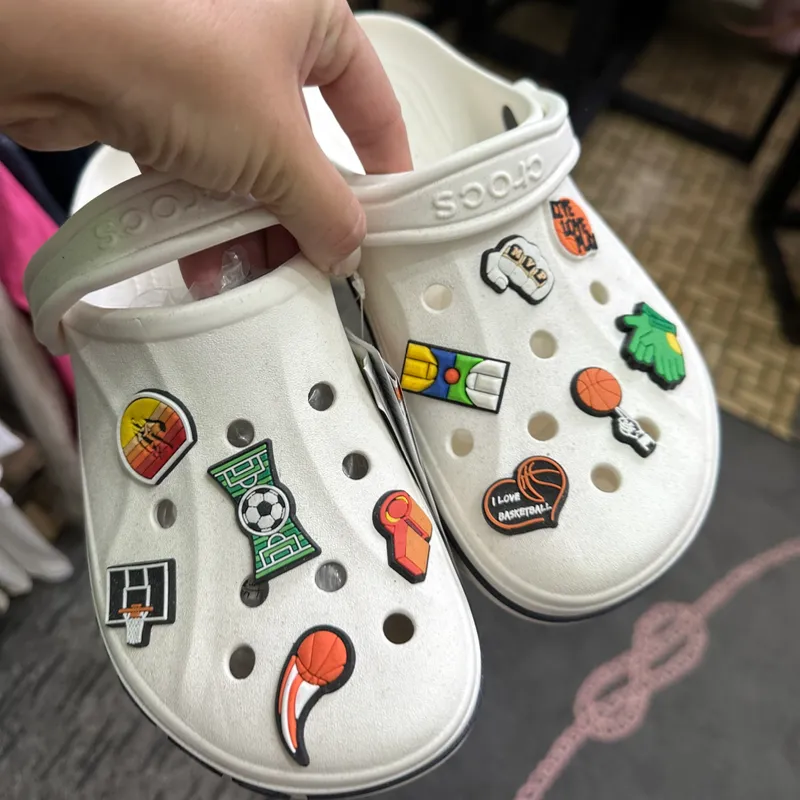 Crocs ✨