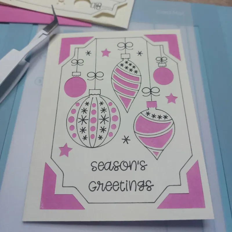  Tarjeta "Adornos Clásicos"