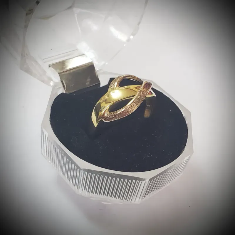 2 tonos 18K  $250