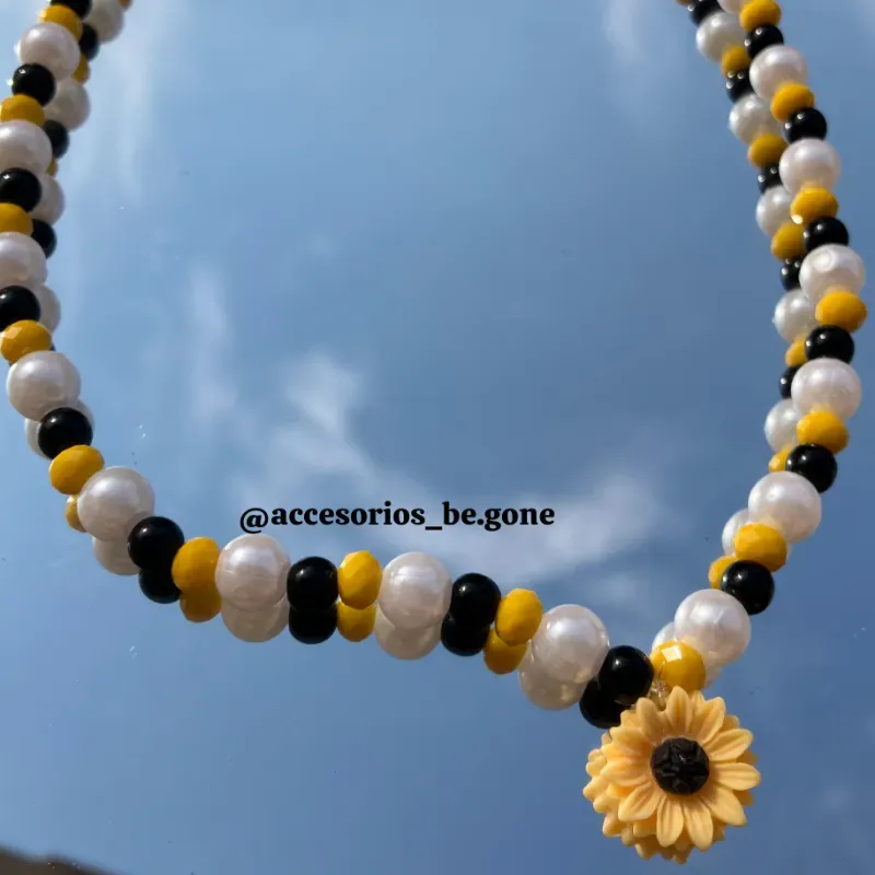 Collar de Girasoles