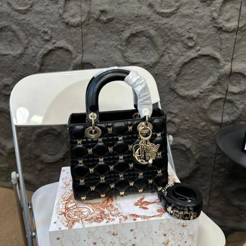 Cartera Christian Dior