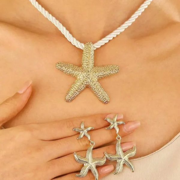 Set de collar y aretes