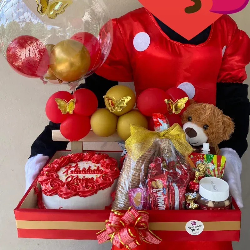 Cesta deluxe con pastel