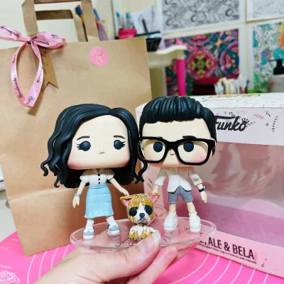 Pareja Funko + Detalles 