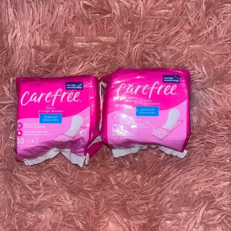 Protectores diarios carefree