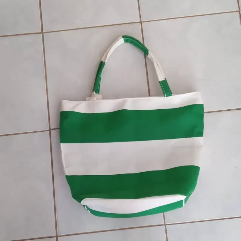 Bolso de Lona Verde ( Bazar Suite Remedios)
