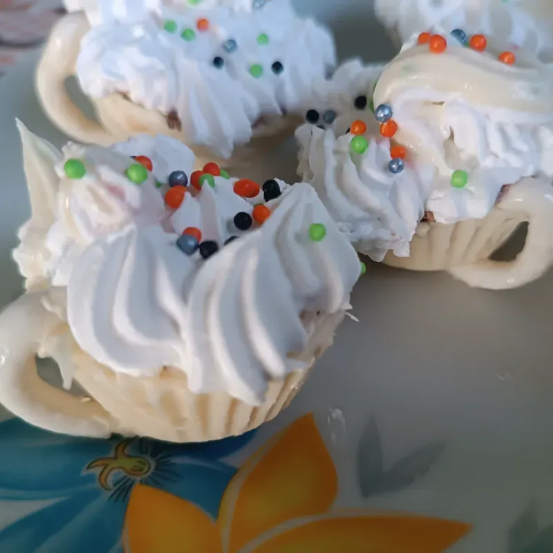 Tazas de chocolate rellenas