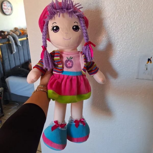 Peluche muñeca 