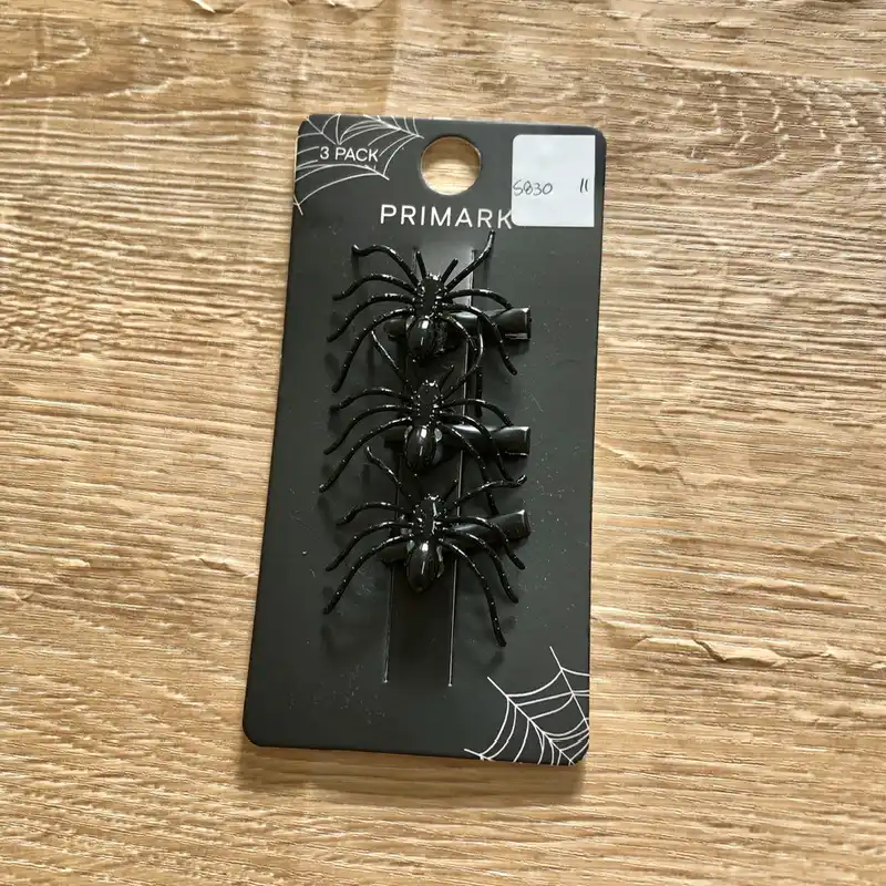 Hebillas con arañas