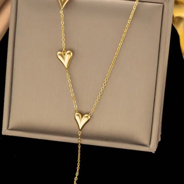 Cadena de acero inoxidable con corazones