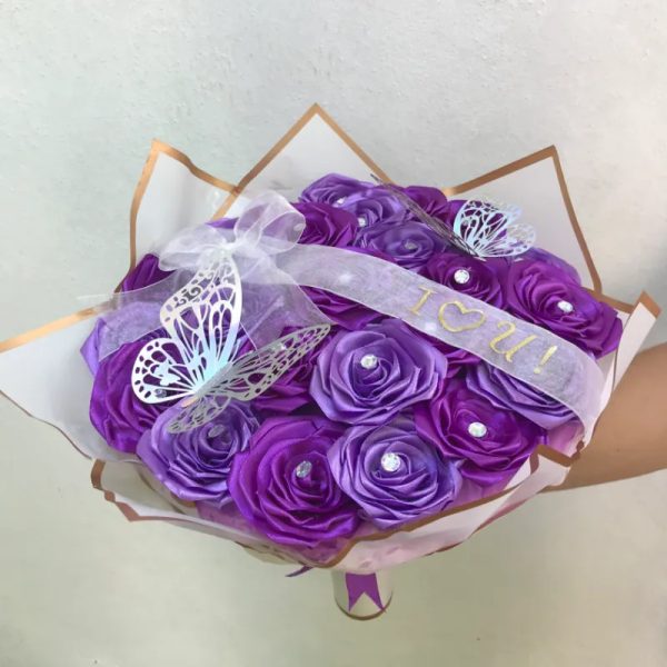 Ramo de 25 Rosas Eternas