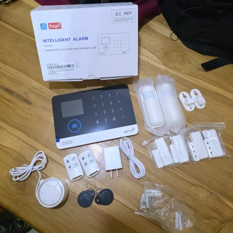 Sistemas de alarma GSM antirrobo Modelo Básico