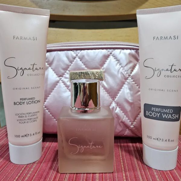 Set de perfume, loción corporal y gel para ducha.
