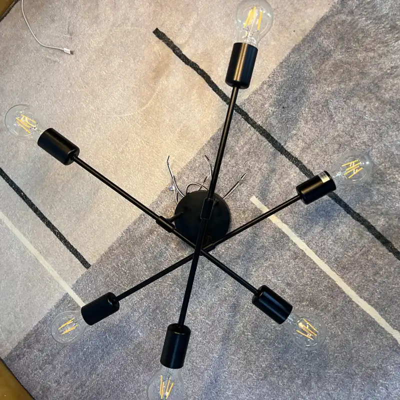 Lámpara de techo color negro mate