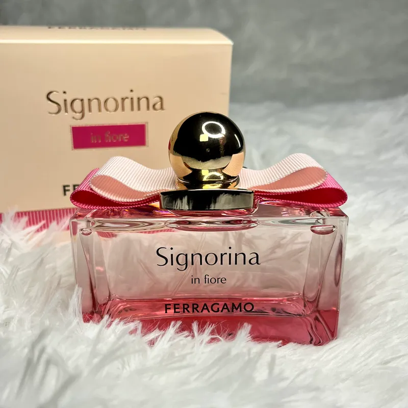 Signorina In Fiore de Salvatore Ferragamo