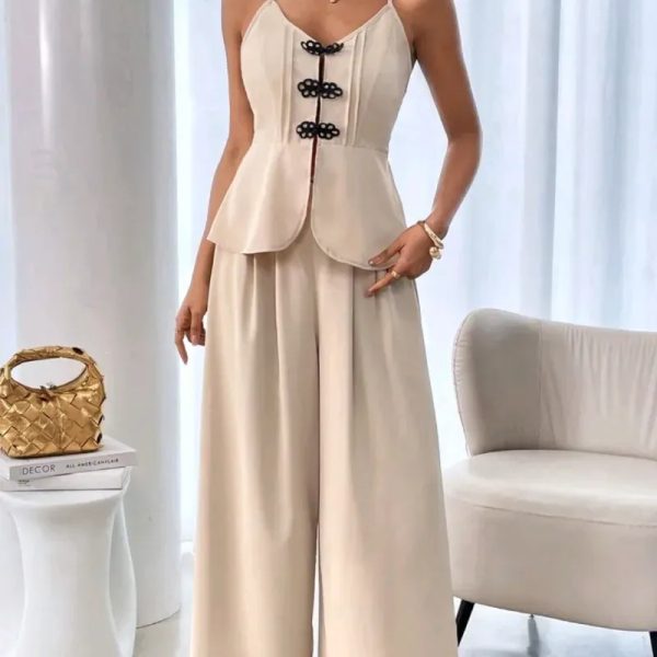 Conjunto beige estampado blusa y pantaloneta