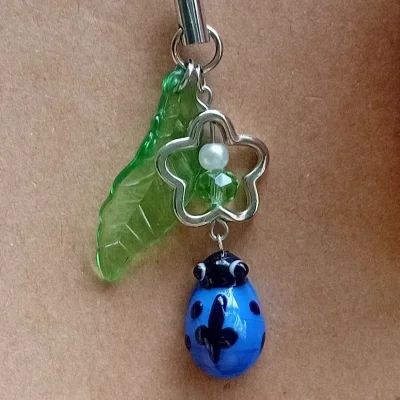 Llavero de mariquita 