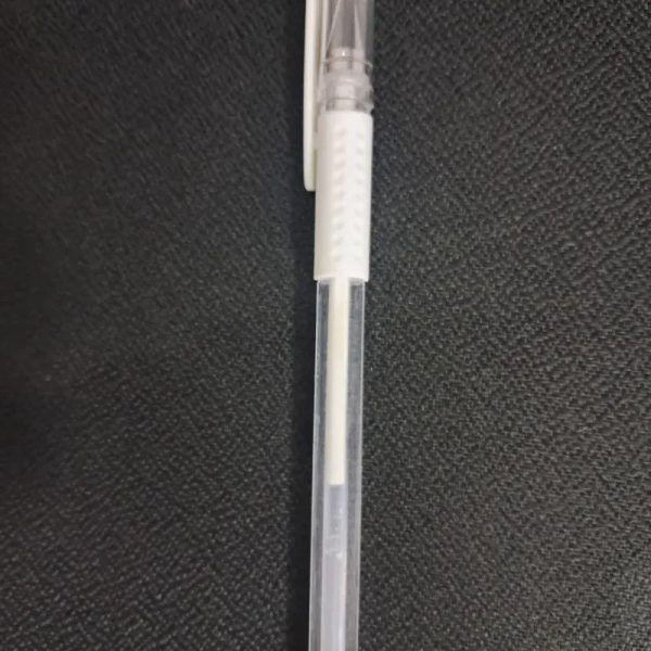 Bolígrafo de gel marcacion de cejas