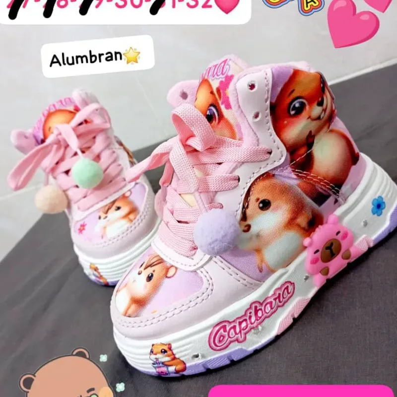 BOTAS ROSA POMPONES CAPIBARA ✨ Alumbran    9500 cup