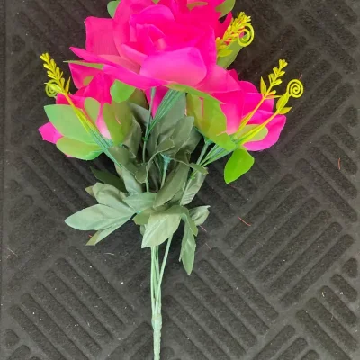 Espiga de flores rosadas