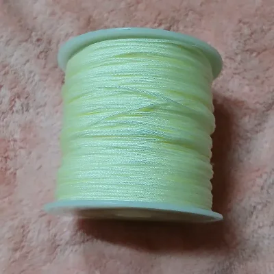 Hilo chino color arena claro 0.8 mm