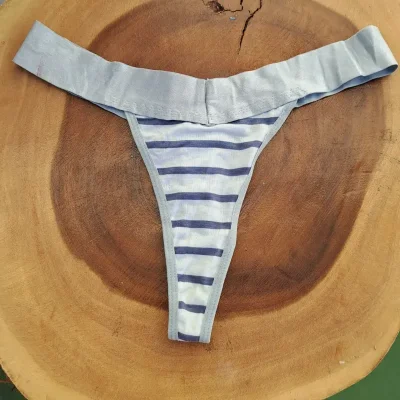 Tanga gris de rayas