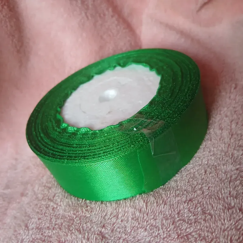 Cinta de satín verde botella 2.5 cm