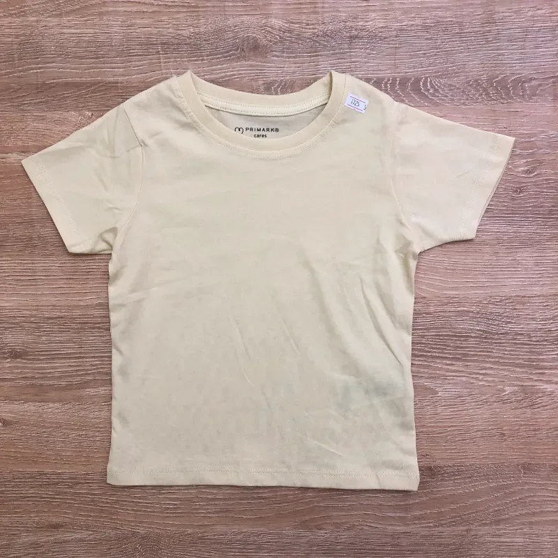 Pulóver color amarillo