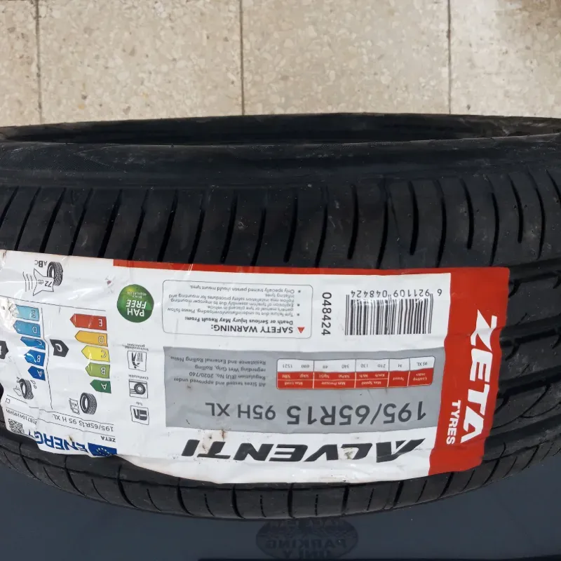 Neumatico 195/65R15