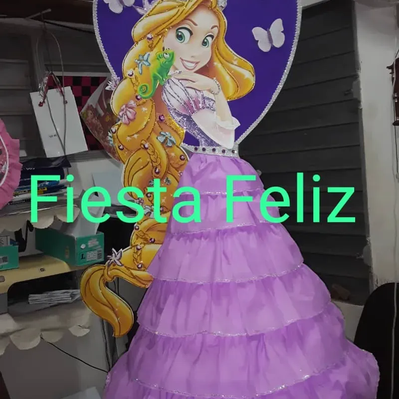 Piñata de Rapunzel
