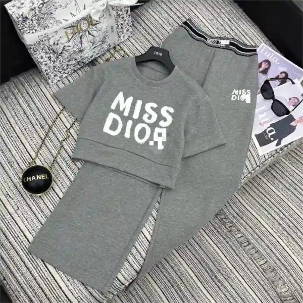 Conjunto de Miss Dior
