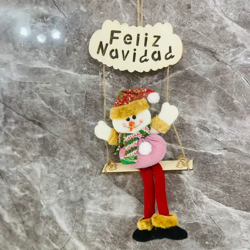 Adorno para Navidad sencillos.    2000.00 CUP