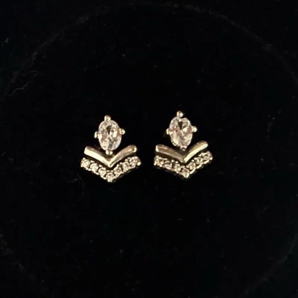 Aretes
