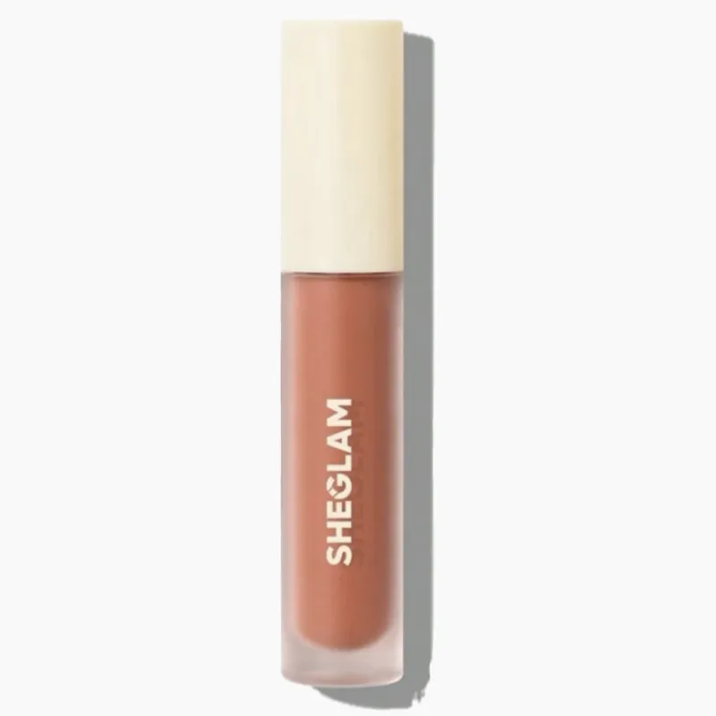 Labial Nude