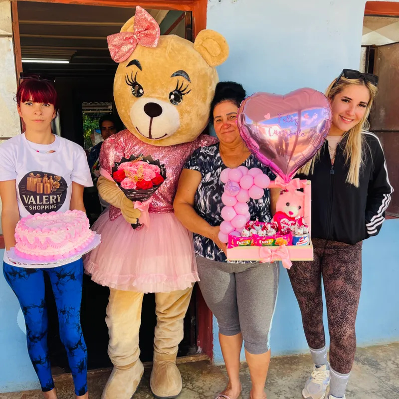 Regalo con la osita Aurora para una madre