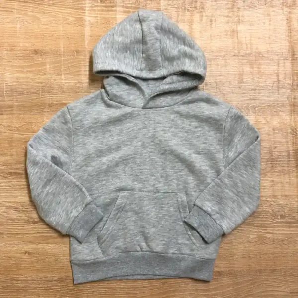 Abrigo con capucha color gris