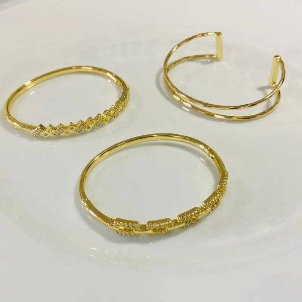 Pulseras rígidas