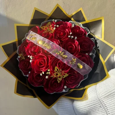 Ramo de rosas eternas