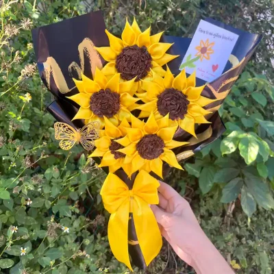 Ramo de 5 girasoles eternos