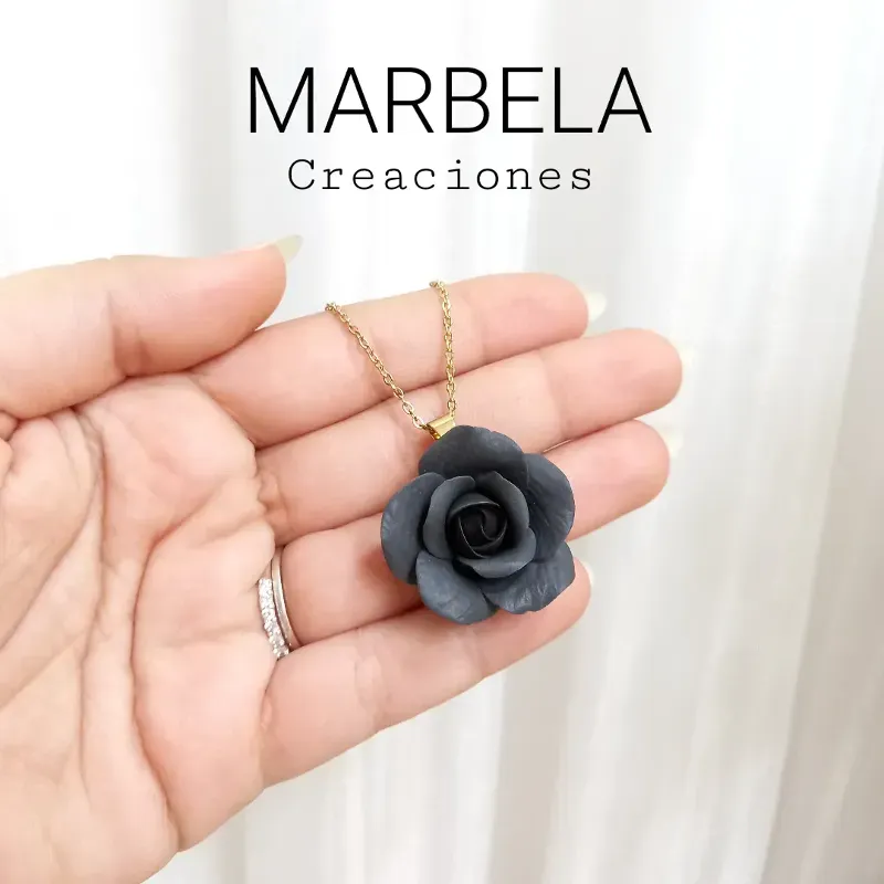 ✨Cadena de Rosa Gris Oscuro✨