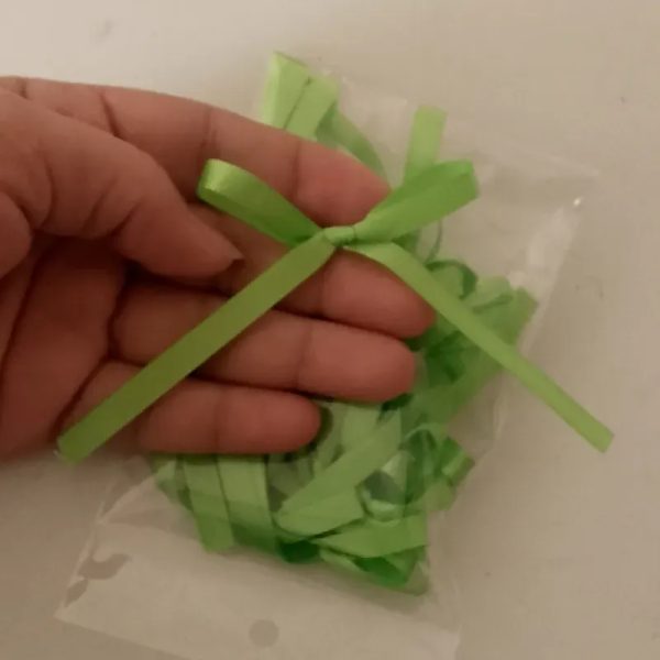 Set de lazos verde claro 15x