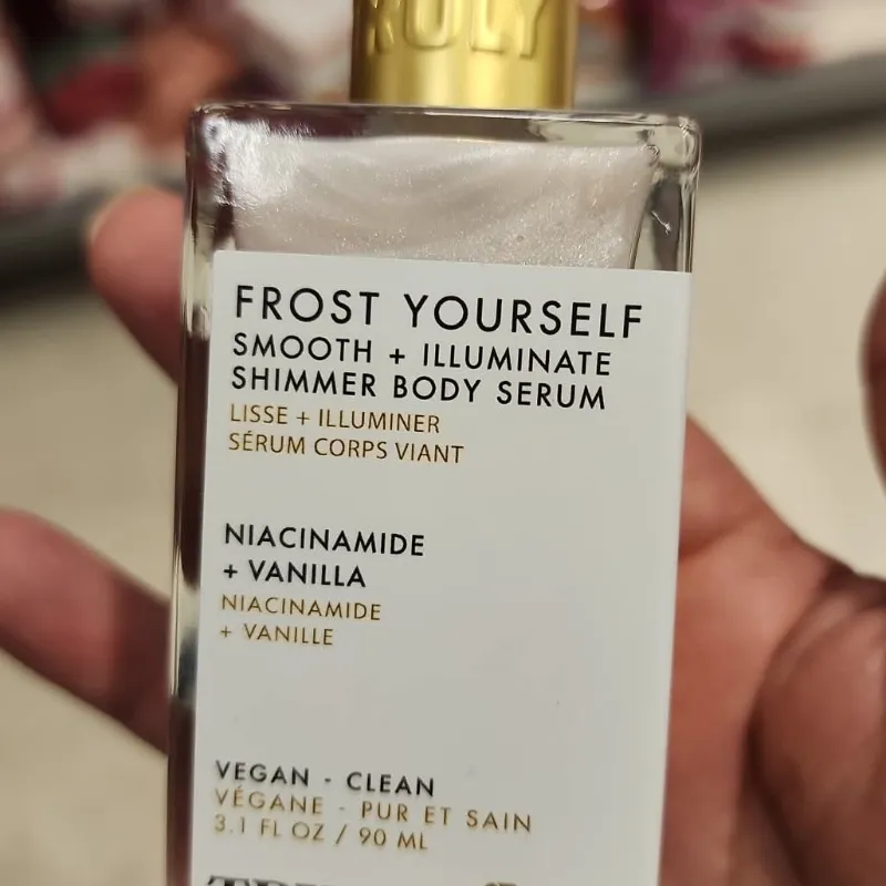 ✨Truly Frost Yourself Smooth + Illuminate Shimmer Body Serum