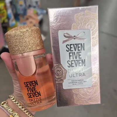 Inspirado Rosé de Carolina Herrera. 