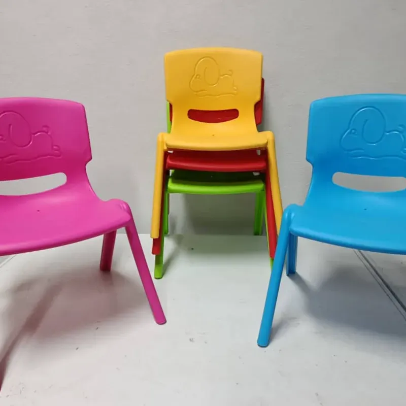 Silla plastica para niños