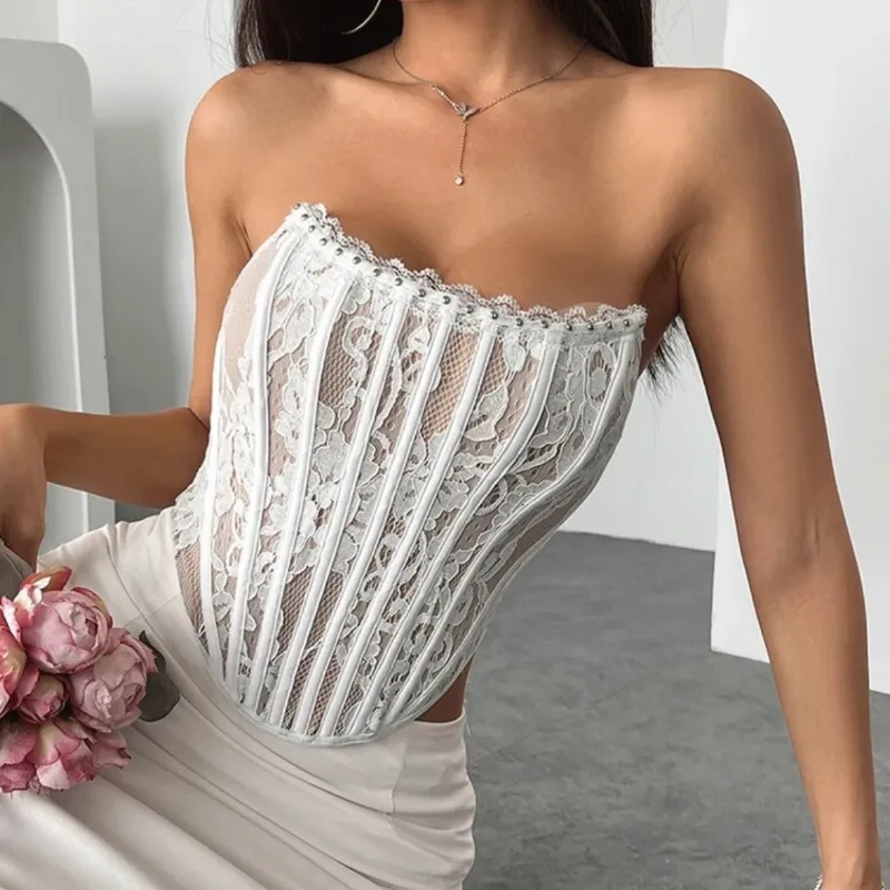 Corsé blanco y beige