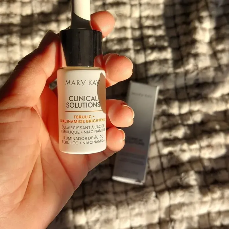 CONCENTRADO ILUMINADOR DE ÁCIDO  FERÚLICO + NIACINAMIDA