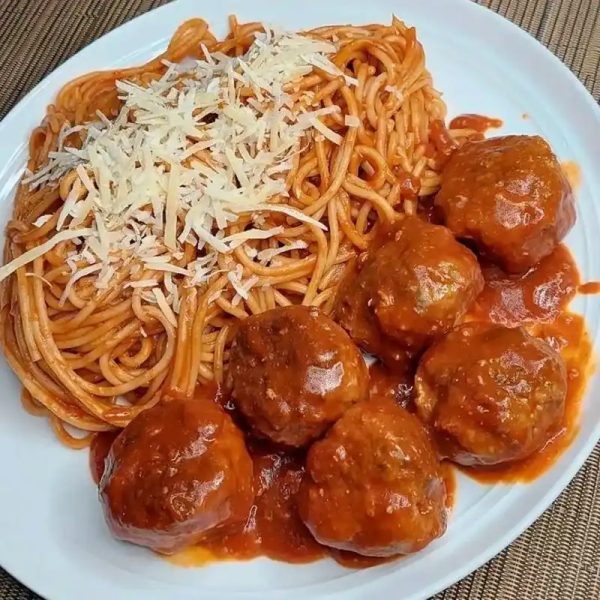  Espaguetis de Albóndigas