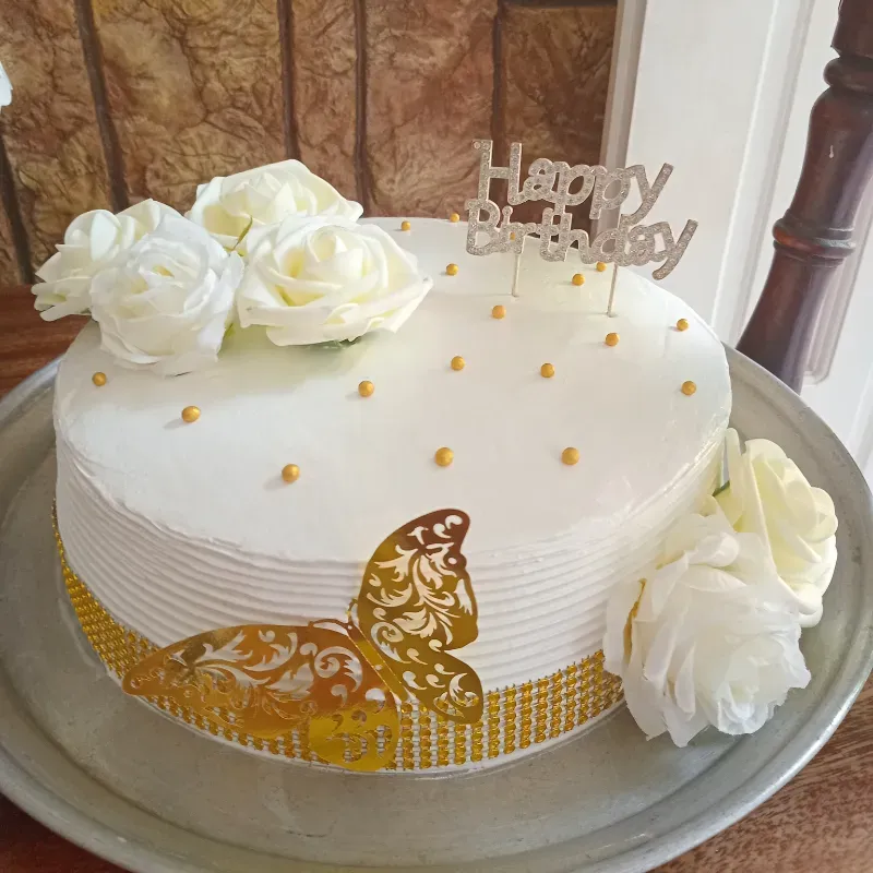 Cake 28cm relleno de mermelada de guayaba